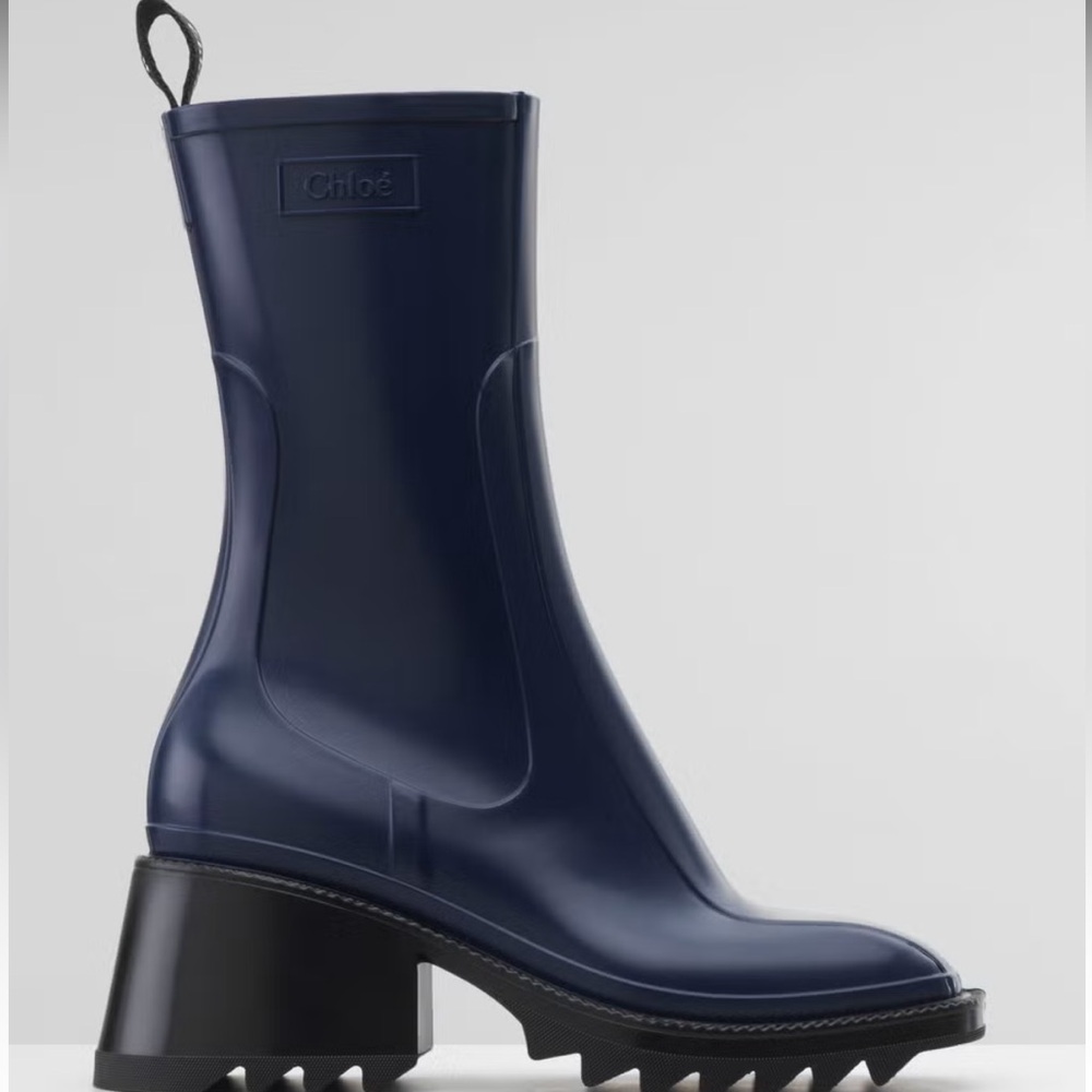 Chloe Betty Rain Boots Navy Blue Size 7
